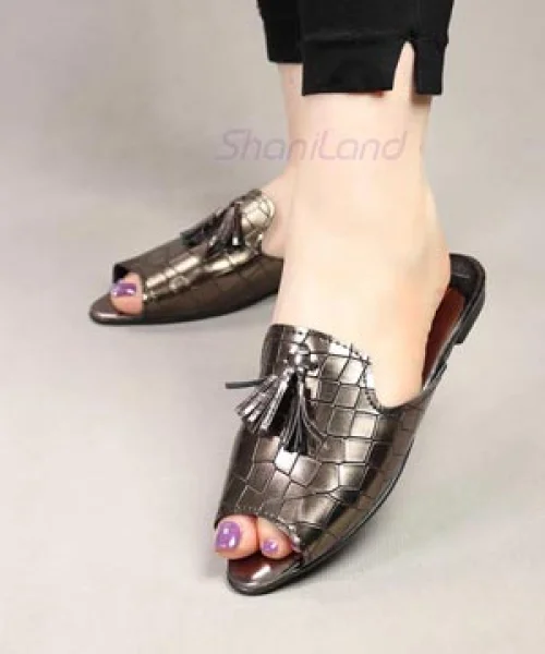 صندل زنانه منگوله دار کد 26457