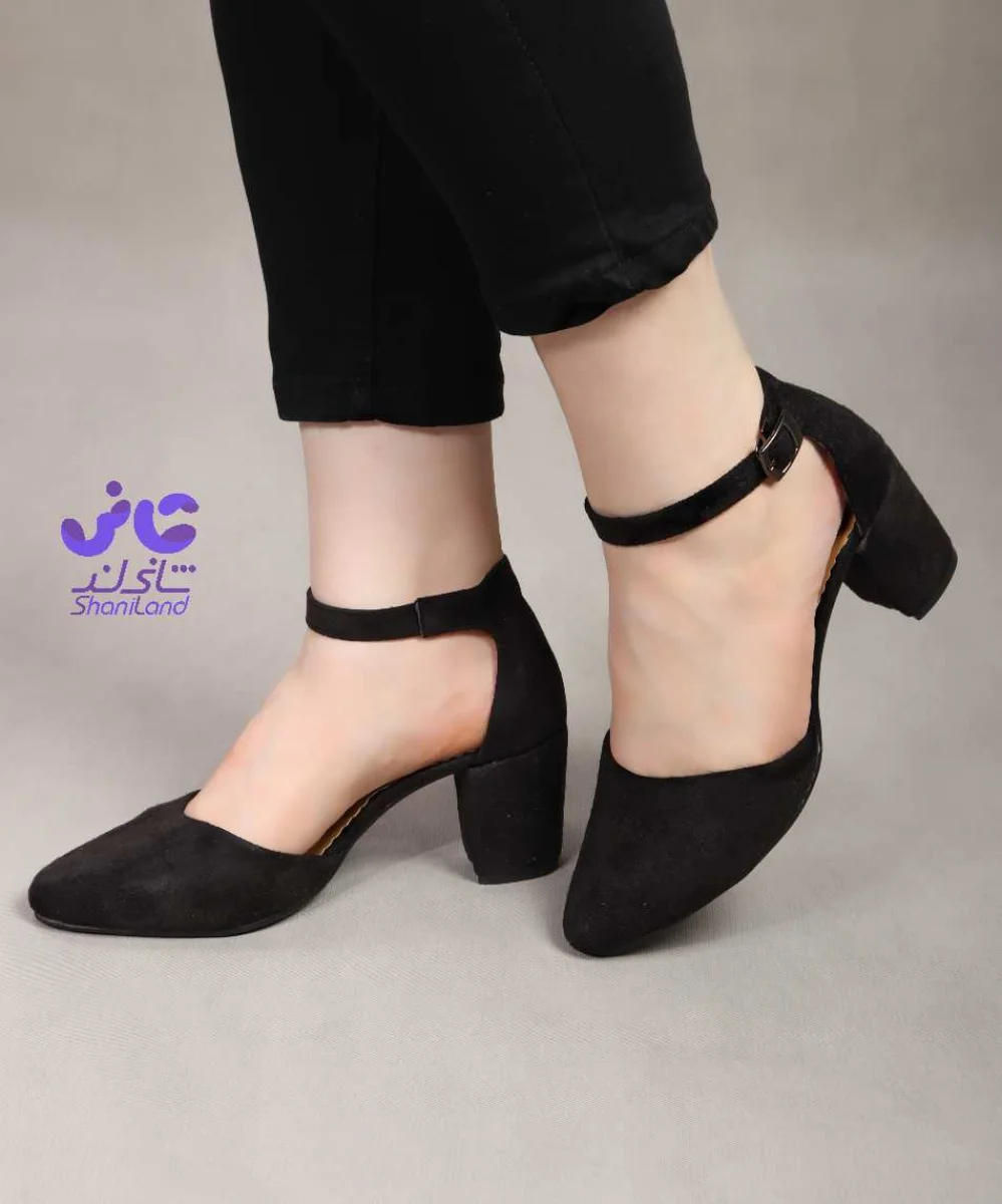 کفش پاشنه دار جلو بسته  کد 2585