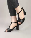 کفش پاشنه دار مجلسی رکاب دار کد 2231