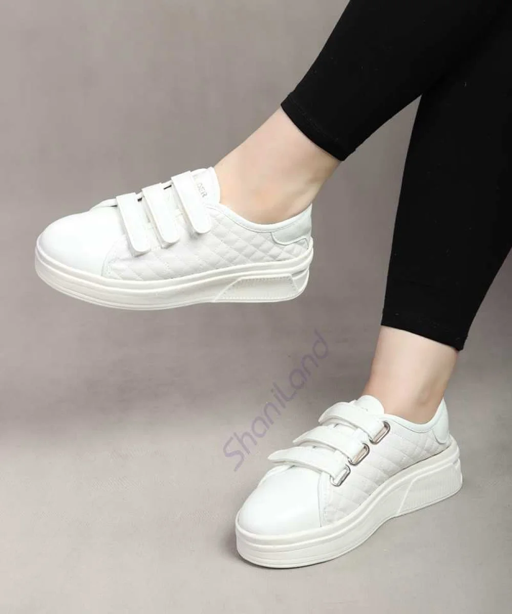 کتونی 3 چسبی طرح شنل کد 24139