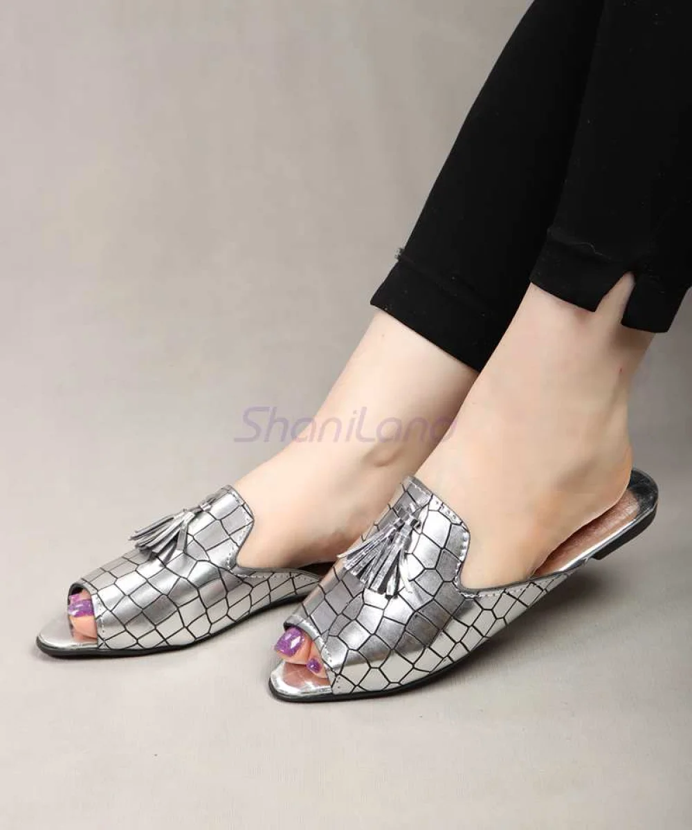 صندل زنانه منگوله دار کد 26457