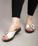 صندل طبی روفرشی سگک دار کد 26477