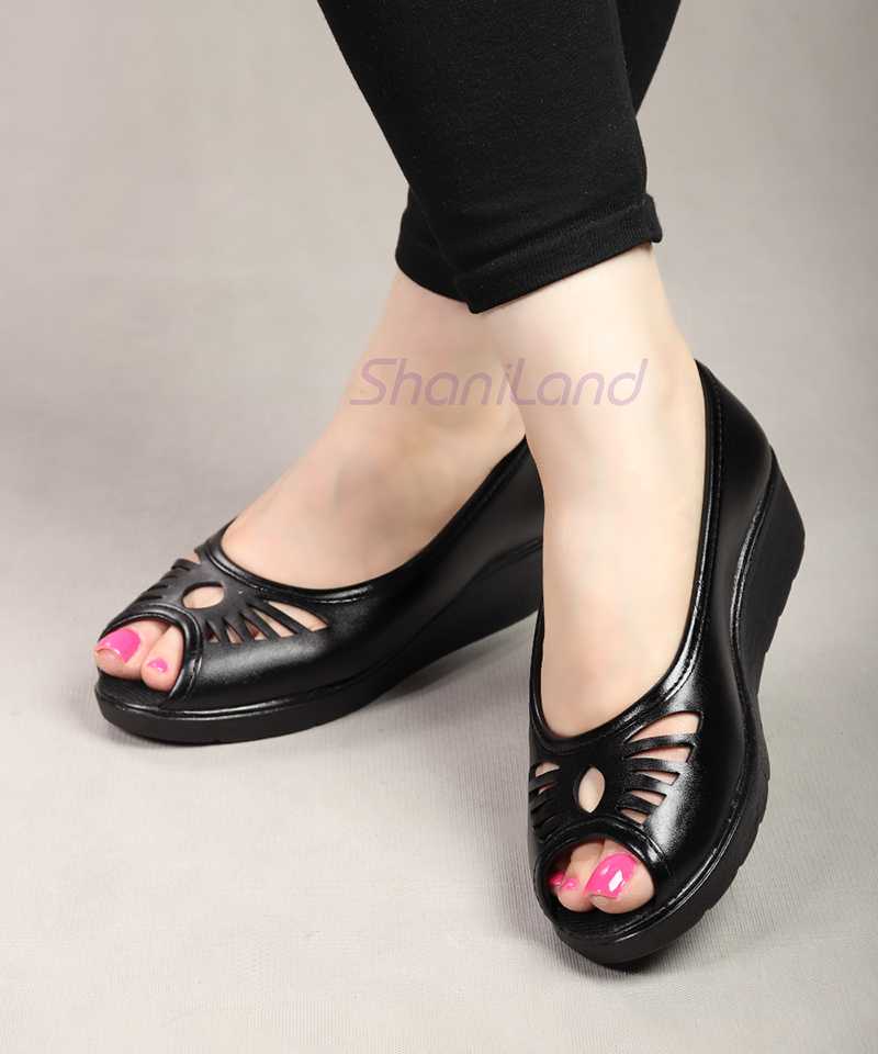 کفش زنانه لژدار زیره طبی لیزری کد 23385