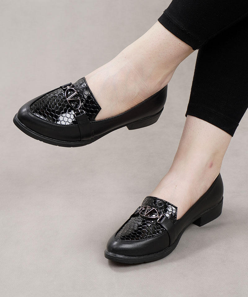 کالج نوک تیز یراق دار 23579