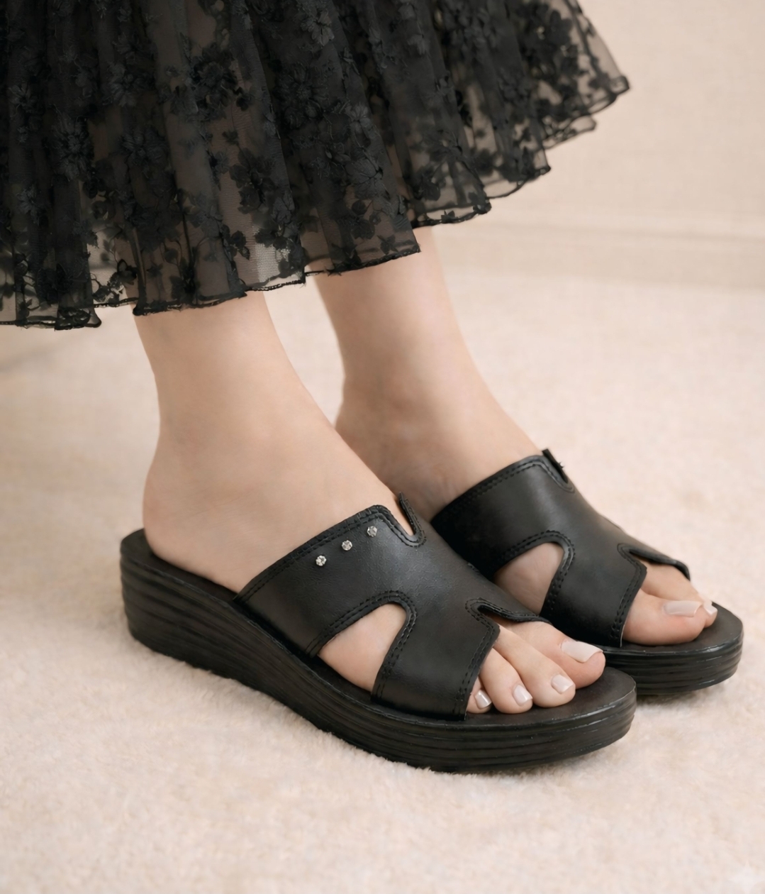 صندل زنانه طبی کد 26632